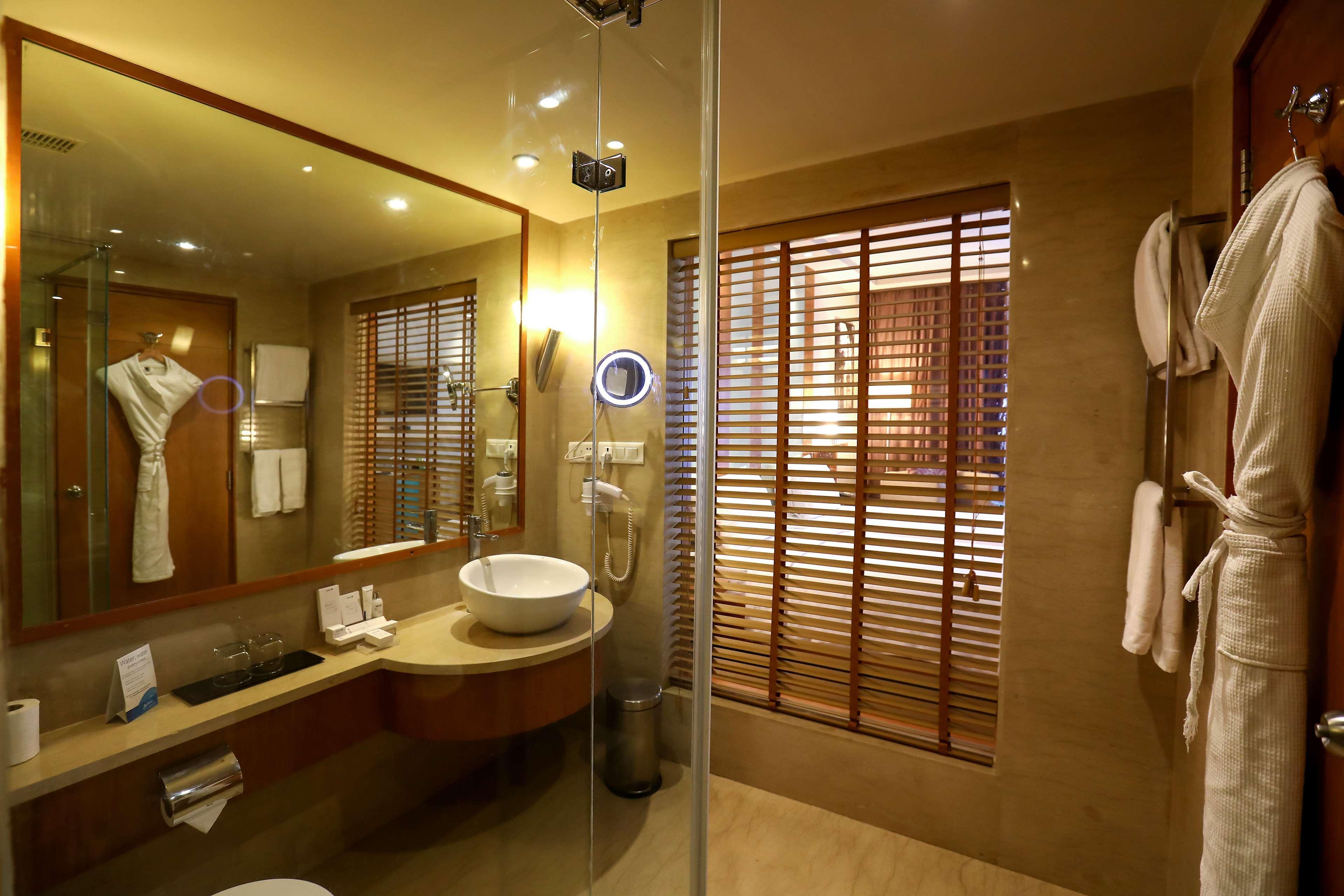 होटल Radisson Blu Centre Chennai