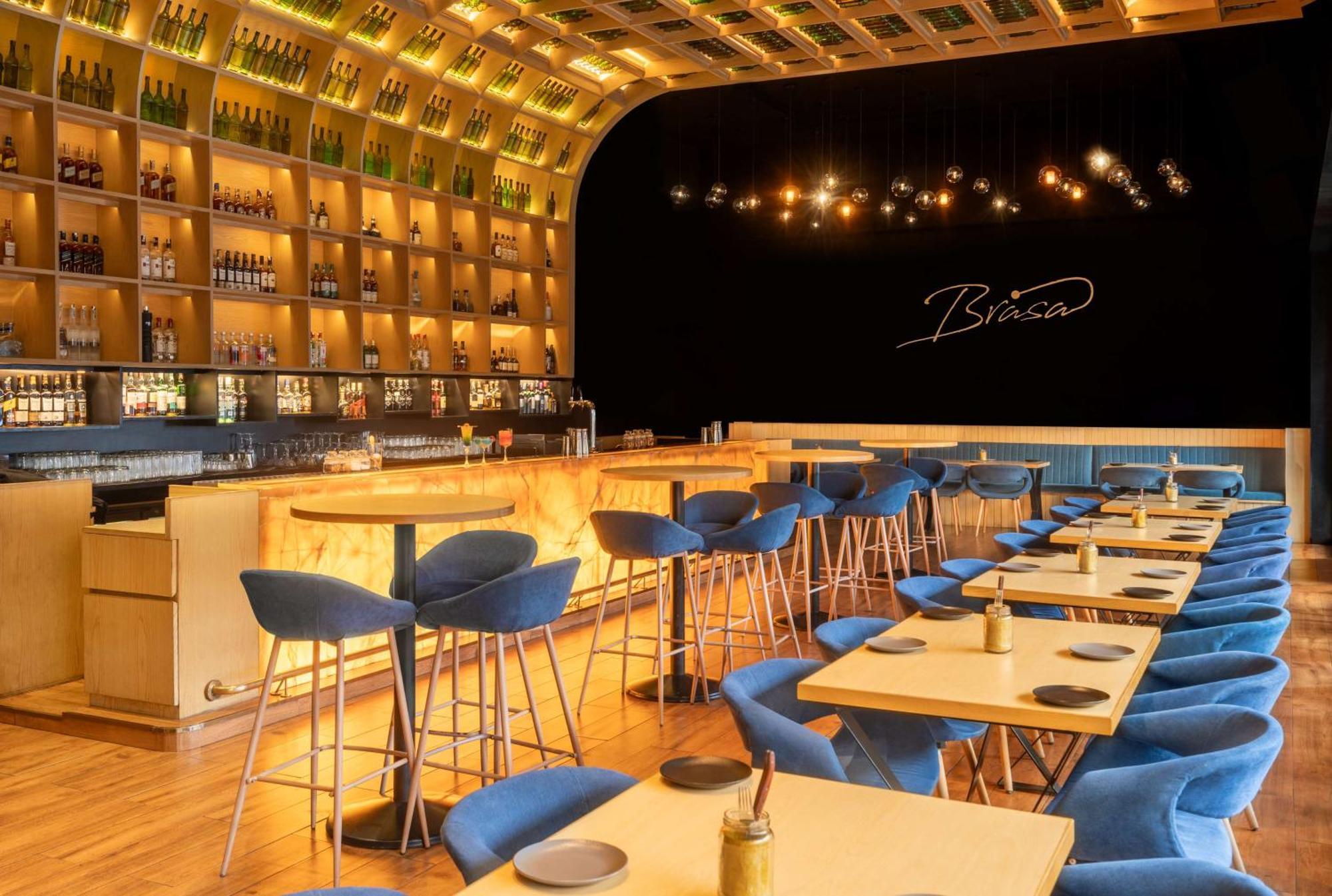 Radisson Blu Centre Hotel 5*